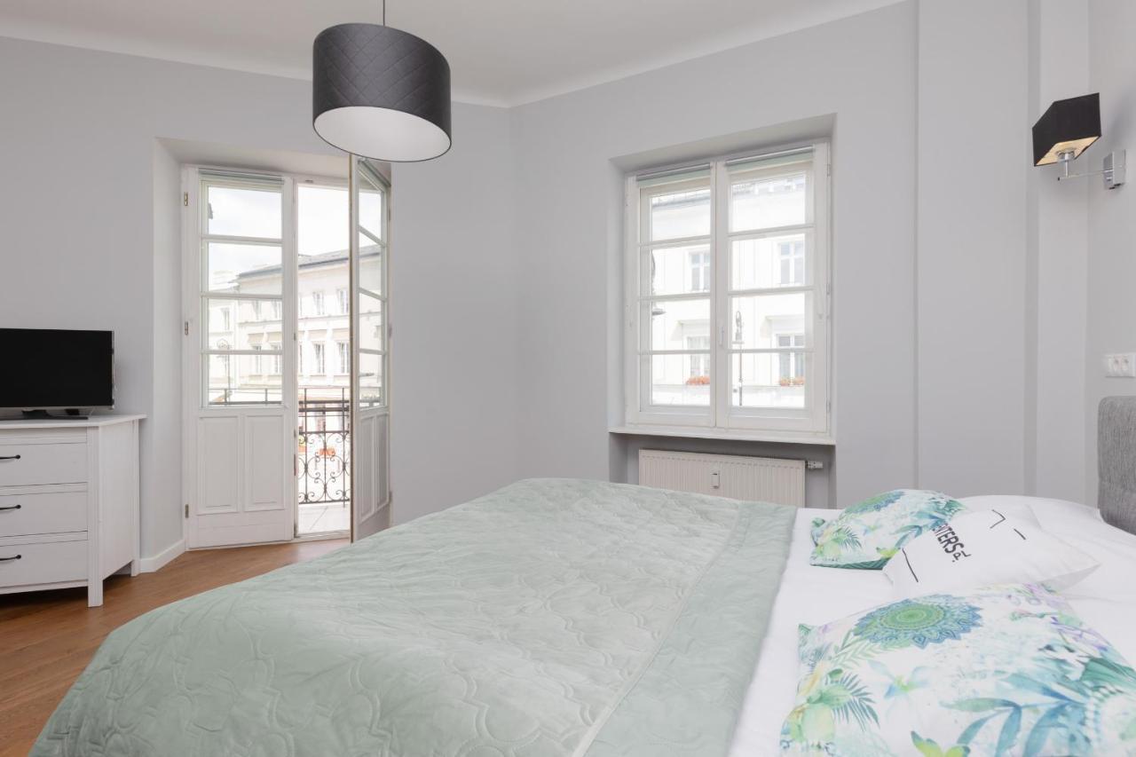 City Center Aparthotel Chmielna By Noclegi Renters Varšava Exteriér fotografie