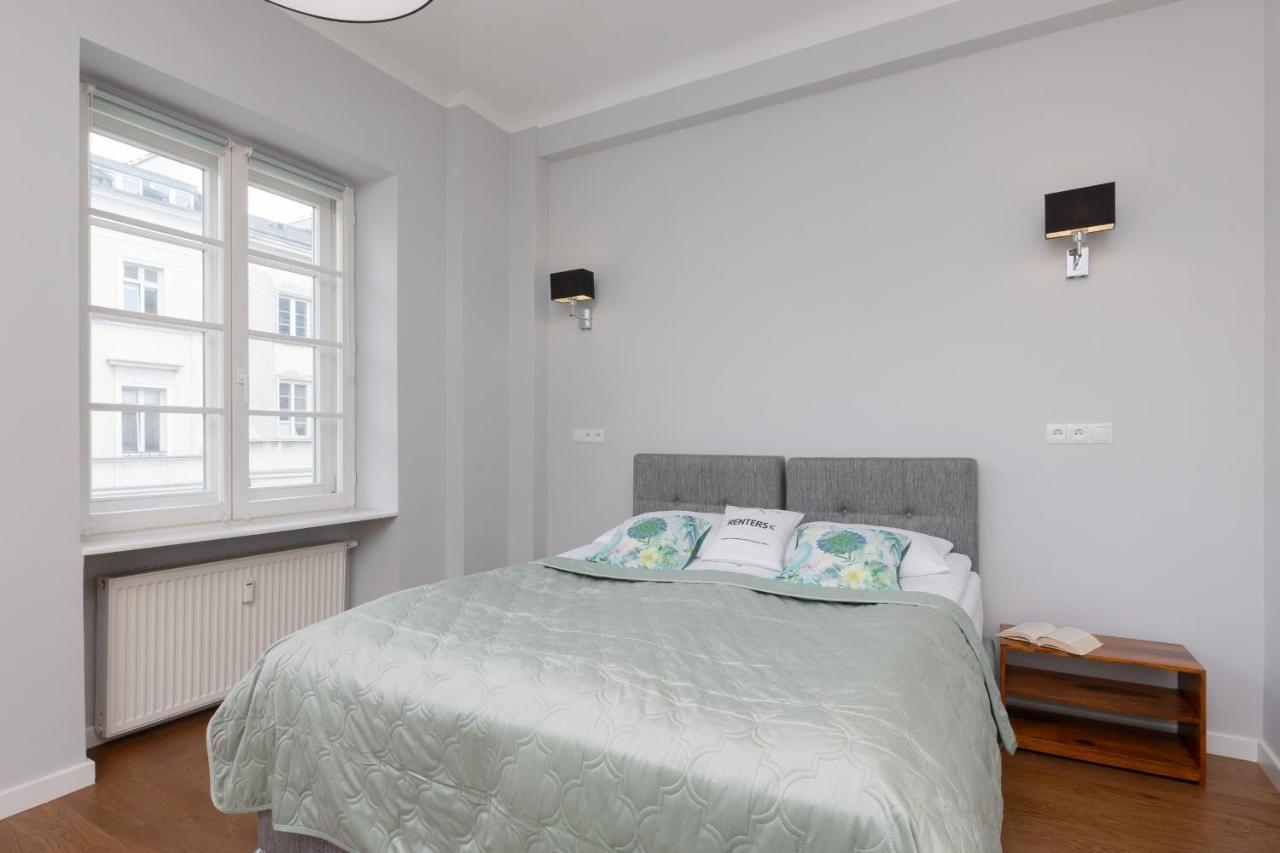 City Center Aparthotel Chmielna By Noclegi Renters Varšava Exteriér fotografie