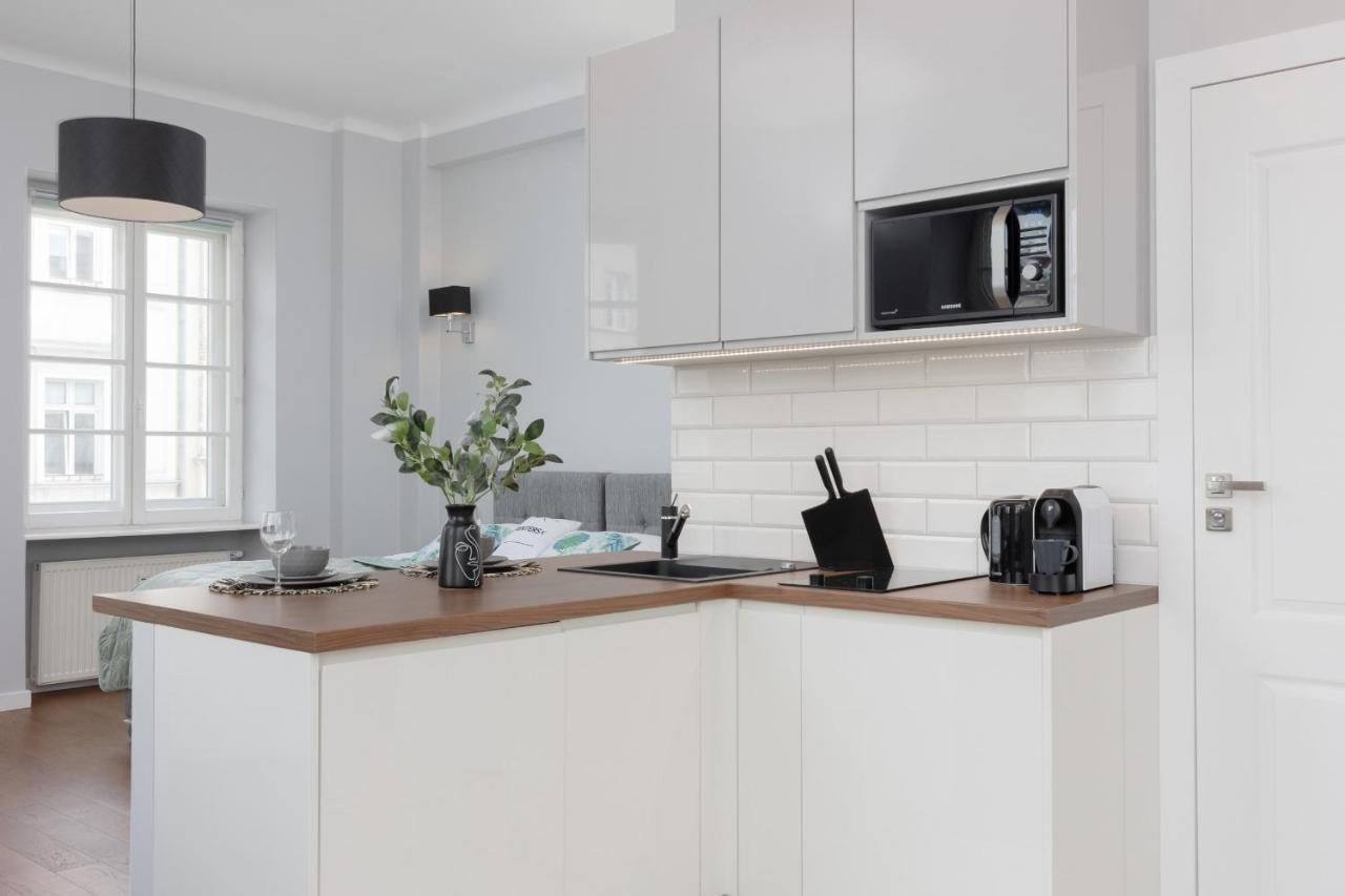 City Center Aparthotel Chmielna By Noclegi Renters Varšava Exteriér fotografie