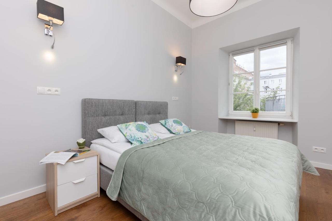 City Center Aparthotel Chmielna By Noclegi Renters Varšava Exteriér fotografie