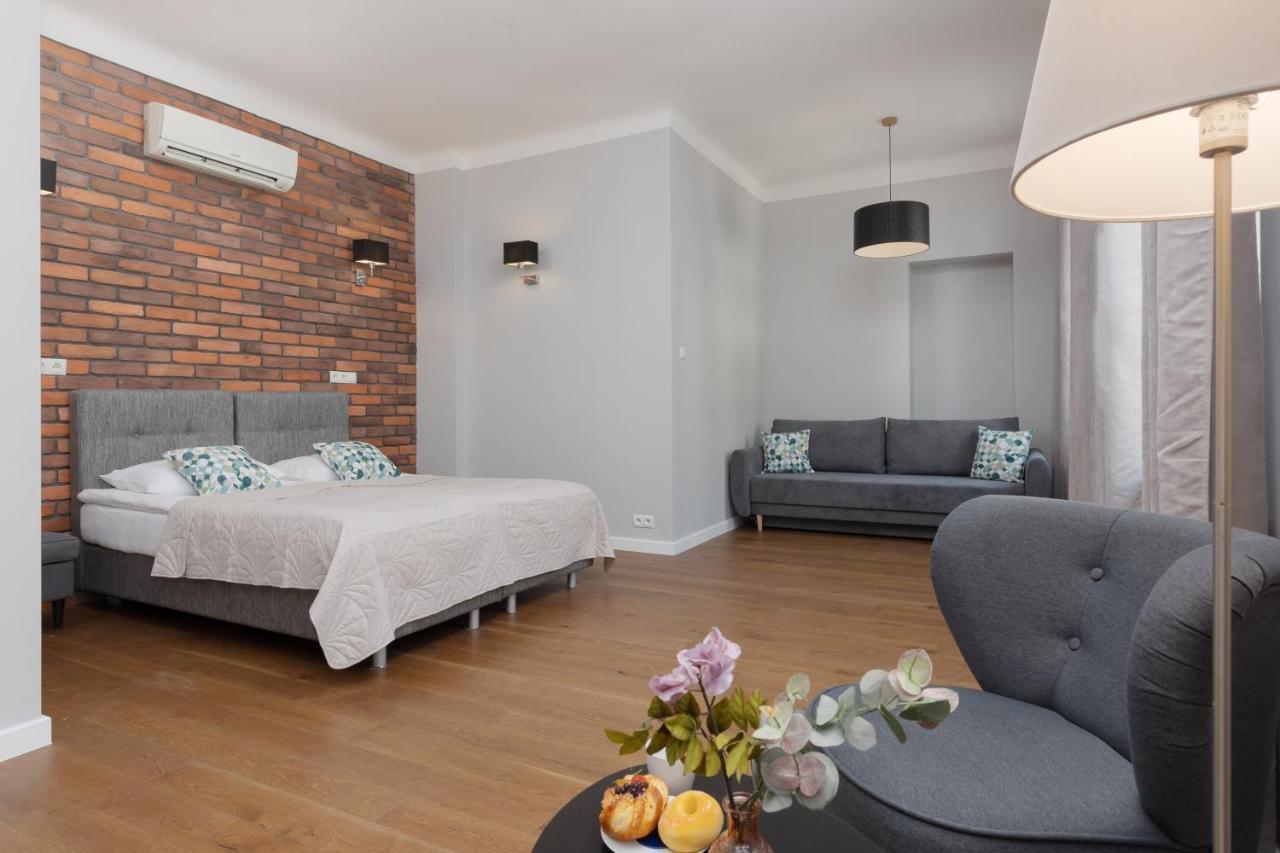 City Center Aparthotel Chmielna By Noclegi Renters Varšava Exteriér fotografie
