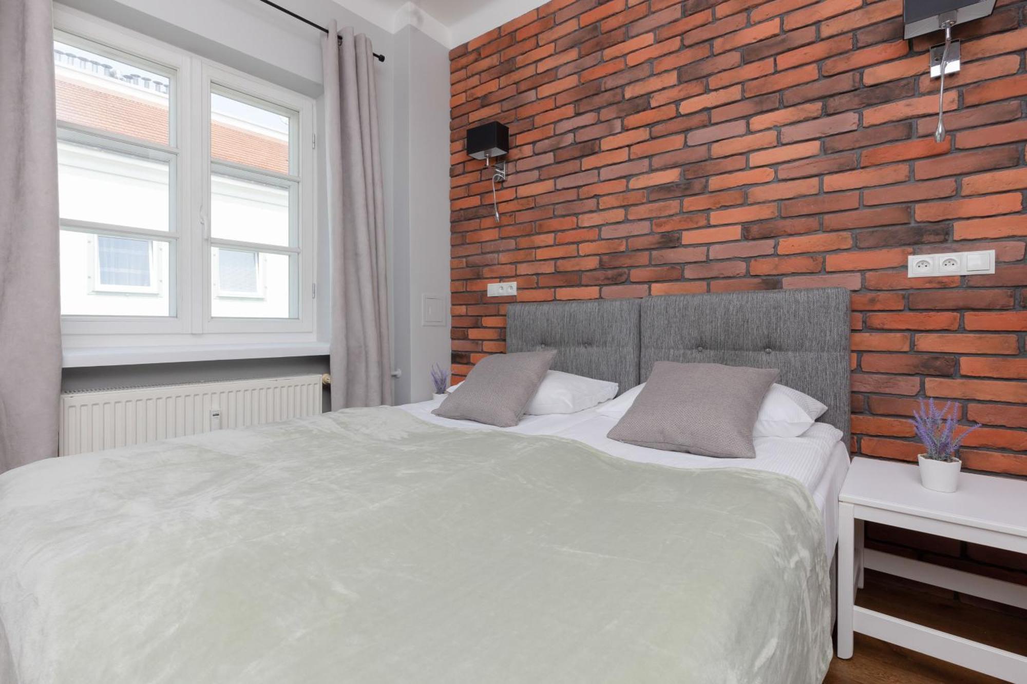 City Center Aparthotel Chmielna By Noclegi Renters Varšava Exteriér fotografie