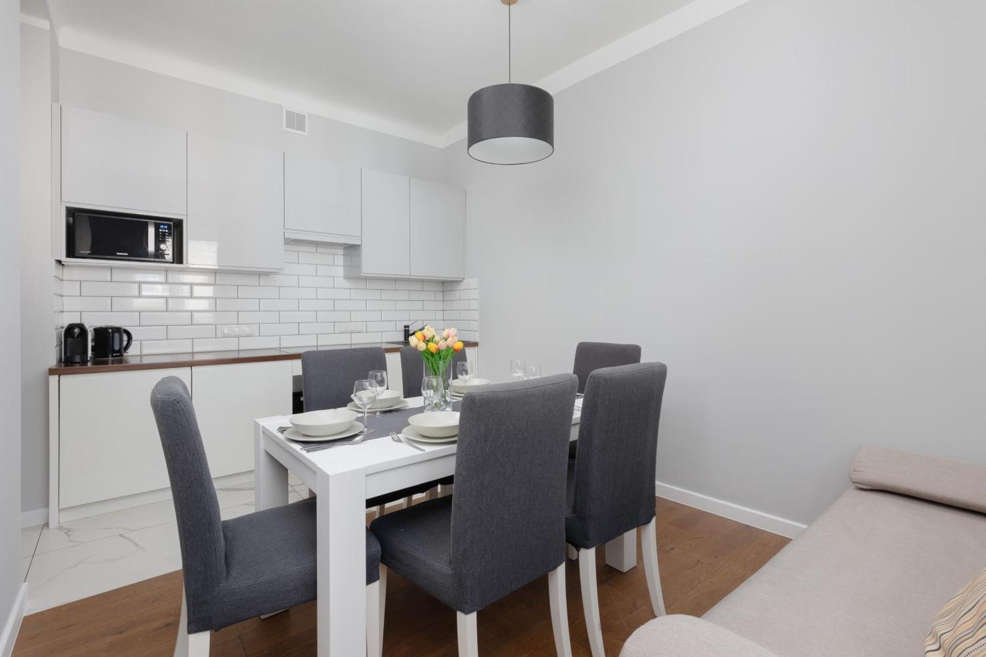 City Center Aparthotel Chmielna By Noclegi Renters Varšava Exteriér fotografie