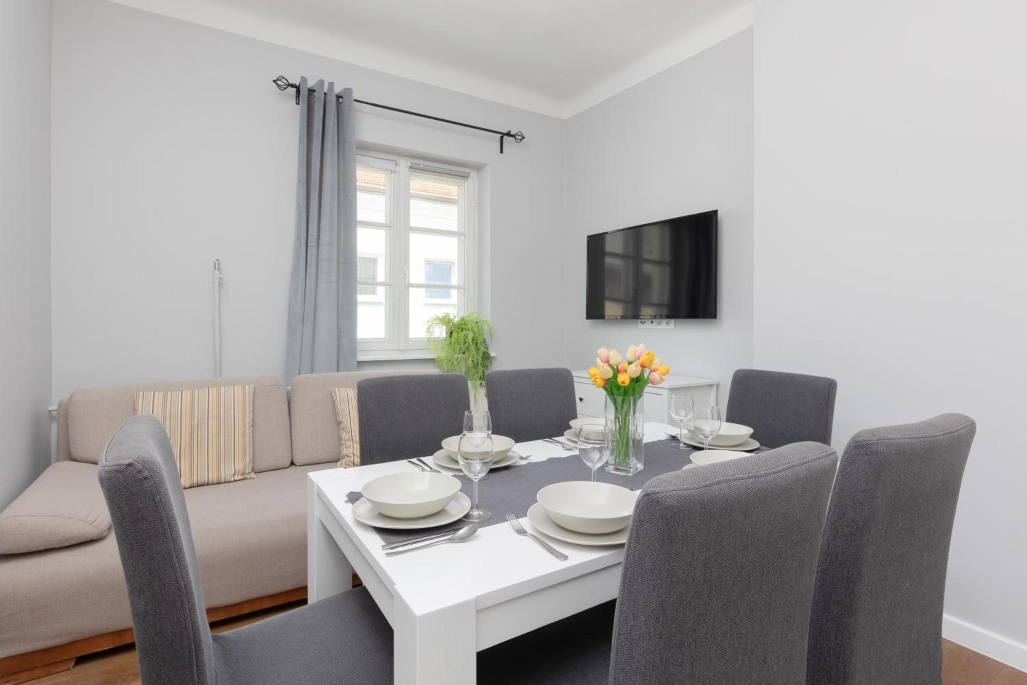 City Center Aparthotel Chmielna By Noclegi Renters Varšava Exteriér fotografie