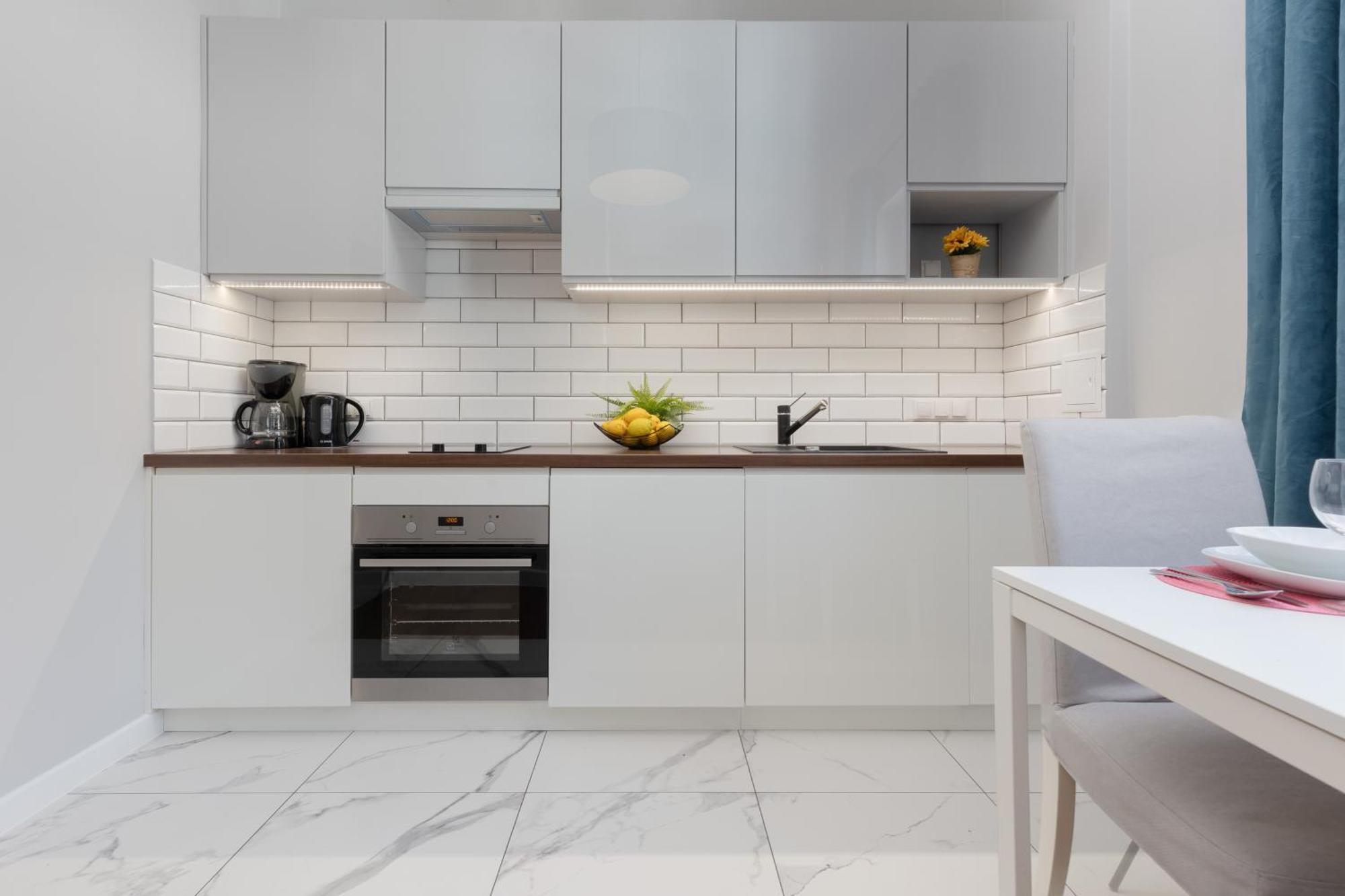 City Center Aparthotel Chmielna By Noclegi Renters Varšava Exteriér fotografie