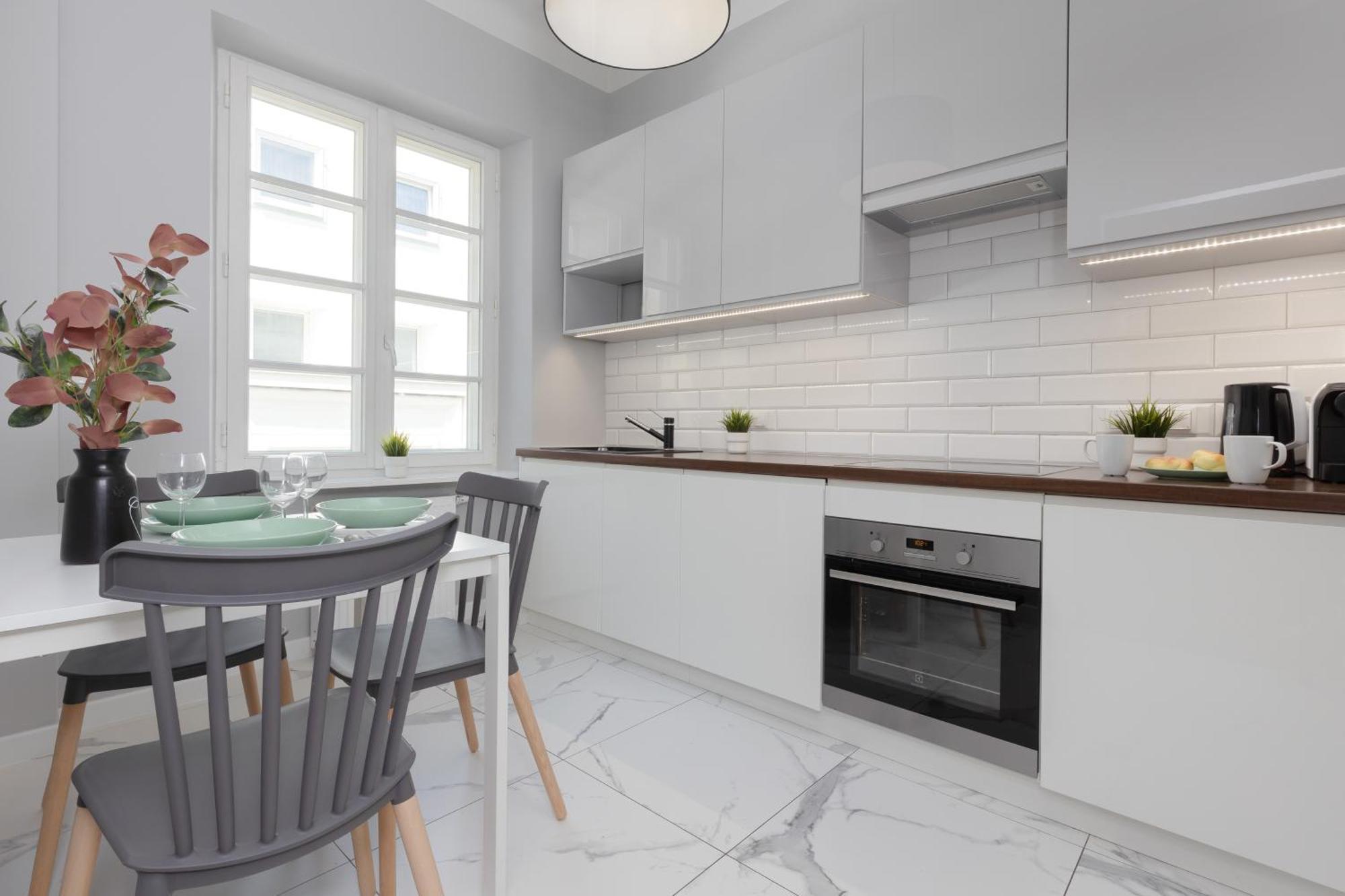City Center Aparthotel Chmielna By Noclegi Renters Varšava Exteriér fotografie