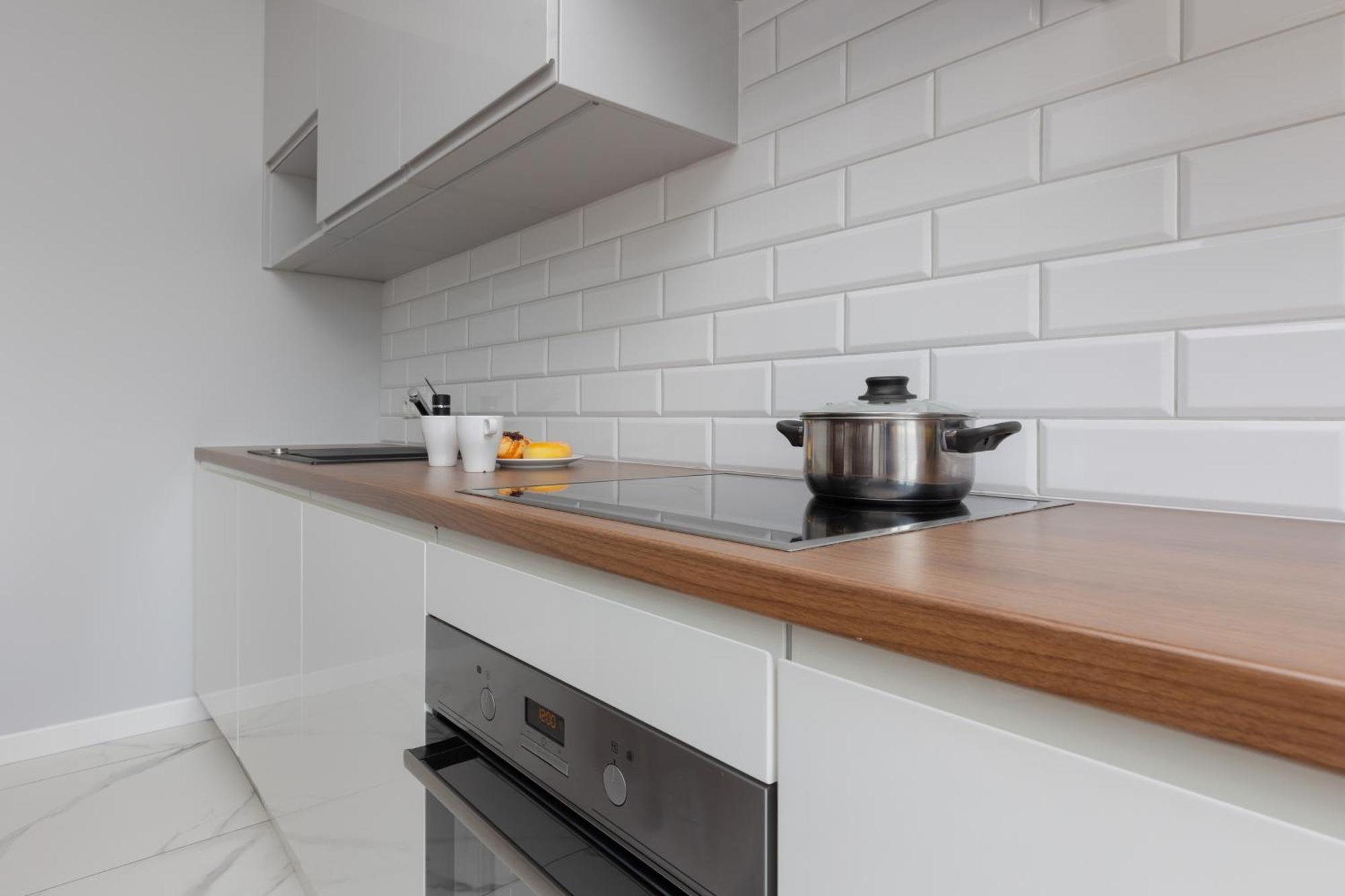 City Center Aparthotel Chmielna By Noclegi Renters Varšava Exteriér fotografie